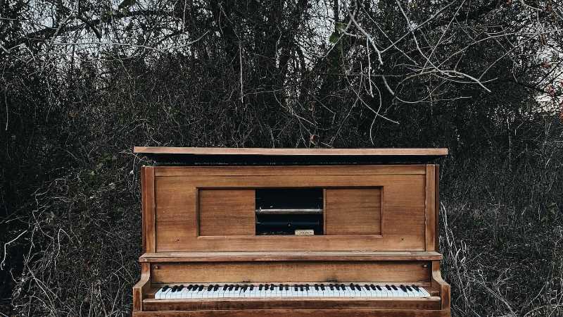 w, tags: piano moving - images.unsplash.com